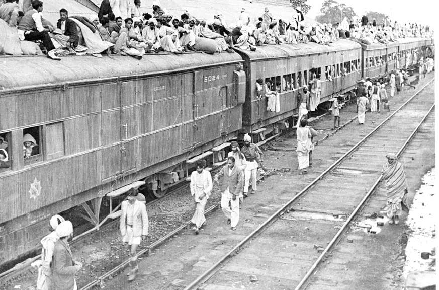 Independence and Partition