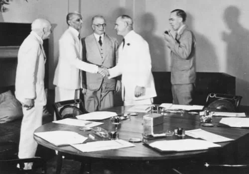 Members of the British Cabinet Mission during their 1946 visit to India