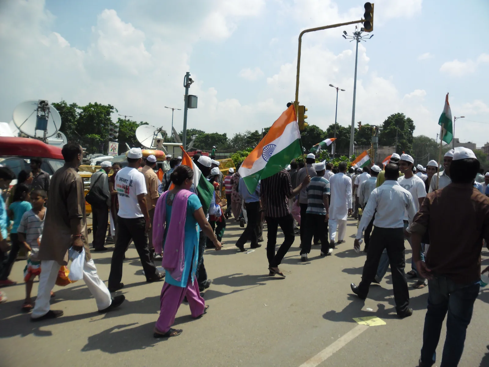 Supporters of Anna Hazare during the 2011 anti-corruption movement near Ramlila Maidan