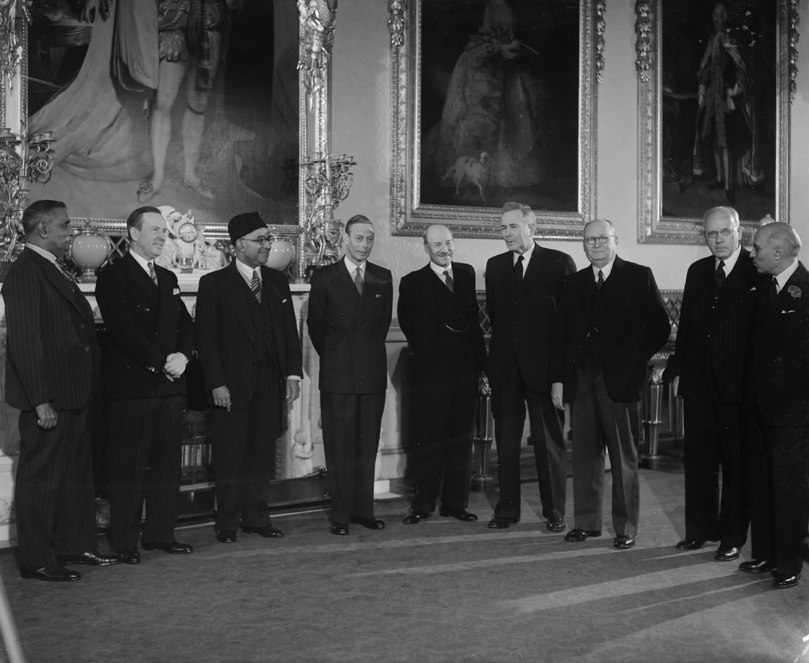 India issues the London Declaration, enabling it (and, thereafter, any other nation) to remain…: 21 April 1949 Commonwealth prime ministers and King George VI at Buckingham Palace, including Nehru. London's declaration followed on 28 April. Rights QA warranted due to stock-photo distribution.