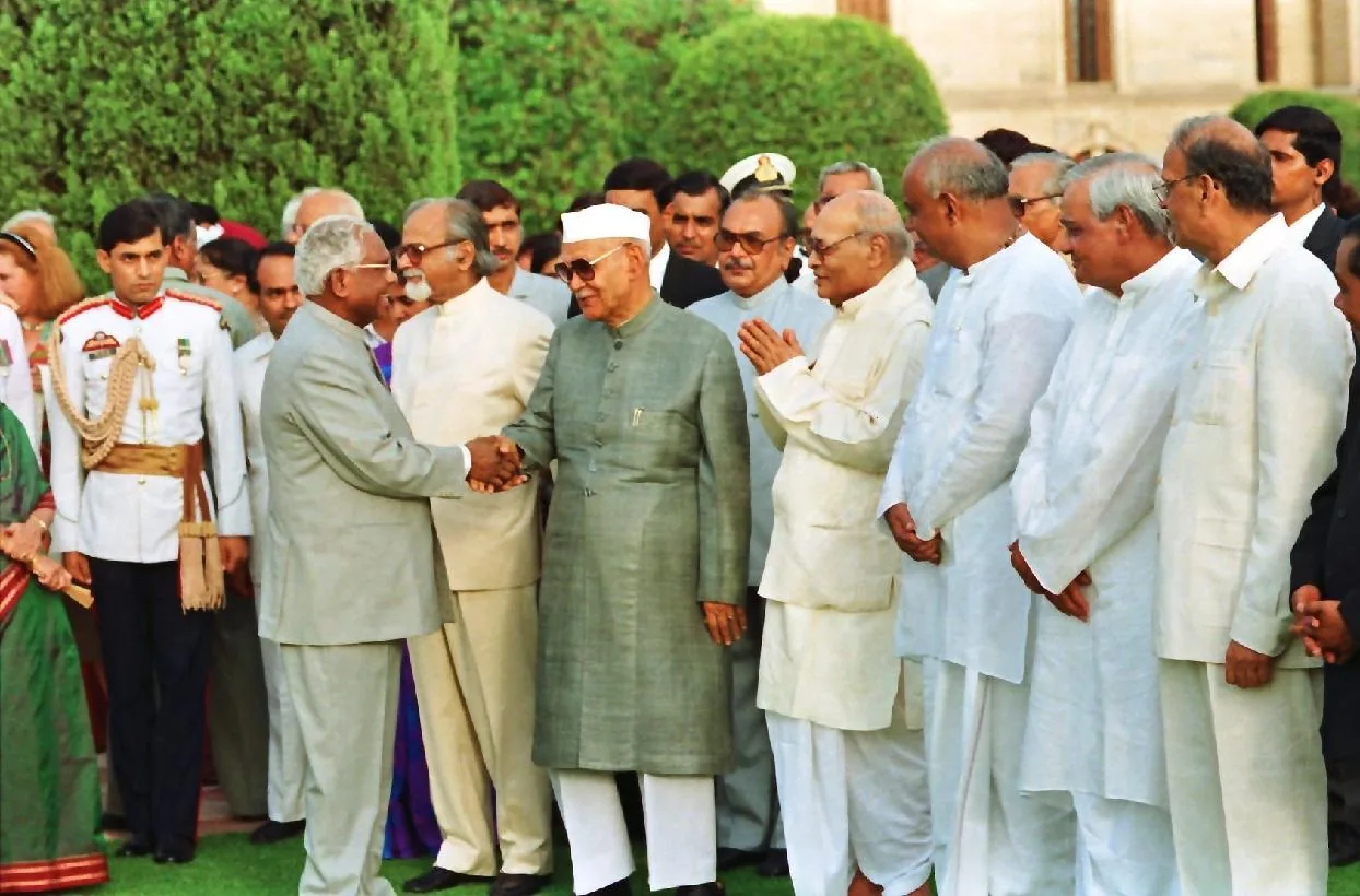 K: 15 August 1997 archival photograph of President K. R. Narayanan at Rashtrapati Bhavan, three weeks after his 25 July 1997 swearing-in; not the oath itself. GODL rights exceptions need manual QA.