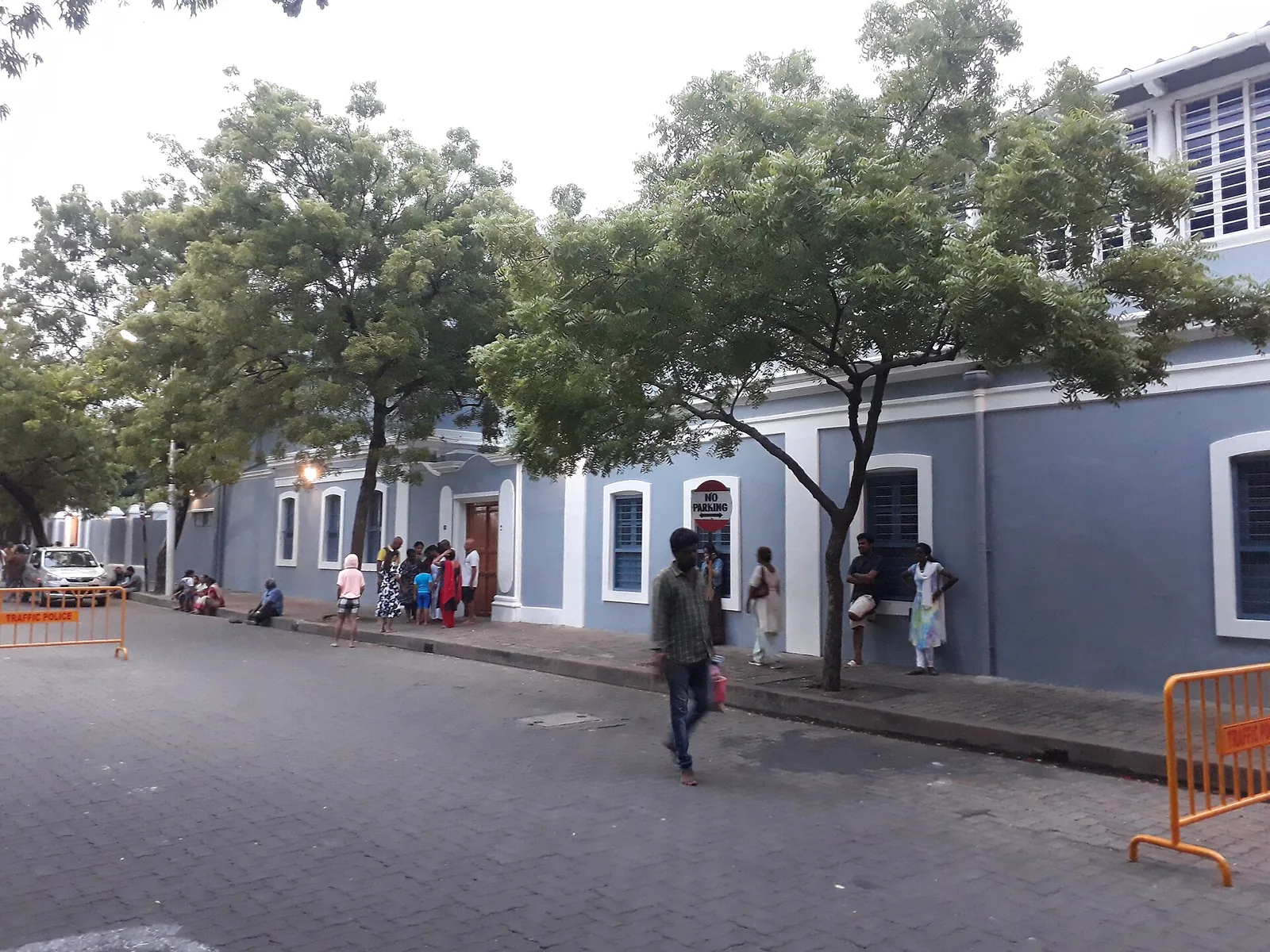Sri Aurobindo retires, leaving The Mother to run the Sri Aurobindo Ashram in Pondicherry, India: Modern view photographed in 2022 of Sri Aurobindo Ashram in Puducherry, linked to the 1926 retirement and transfer of responsibilities to the Mother. It does not depict the 1926 event.