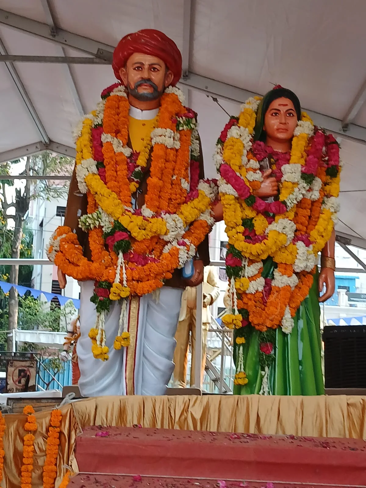 Death of Jyotirao Phule dies: Photograph taken in April 2025 of statues of Jyotirao and Savitribai Phule unveiled in Film Nagar. It is a later memorial, not a historical photograph of Jyotirao Phule's 1890 death.