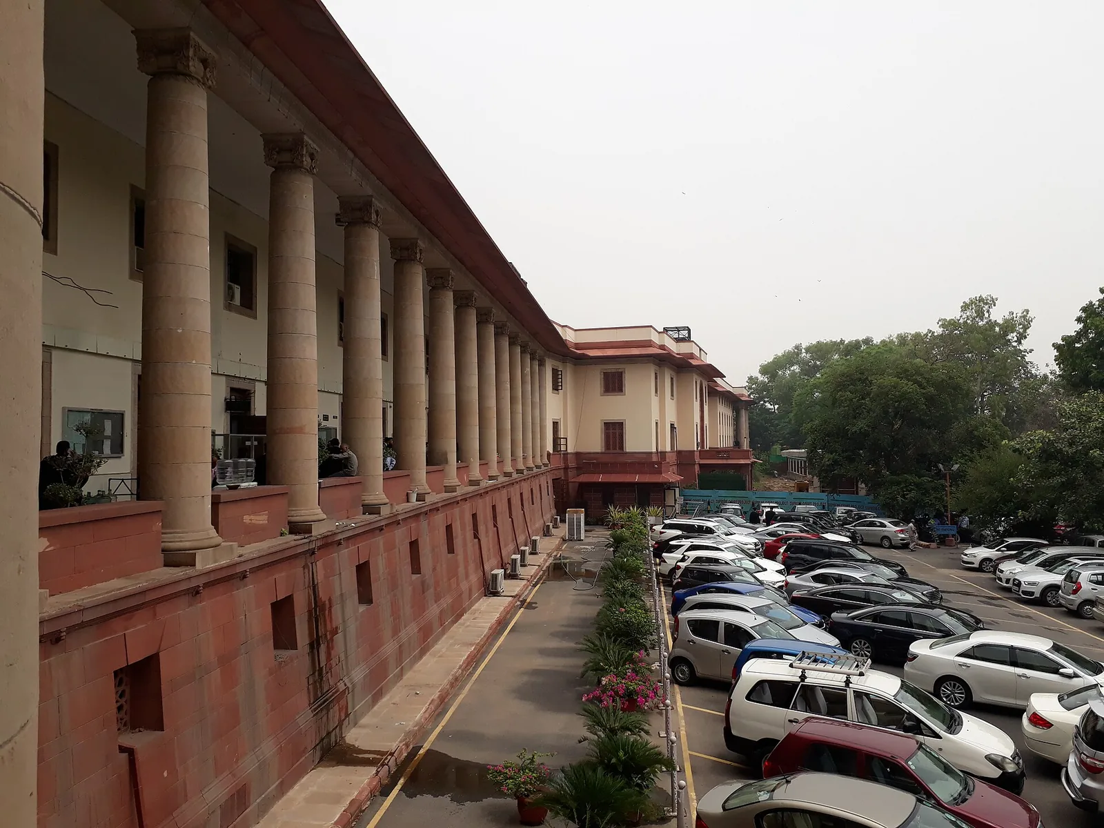 Supreme Court Affirms Internet Access as a Fundamental Right for Children: 2017 photograph of the Supreme Court building in New Delhi; not a photograph of the October 2026 judgment or the judges' hearing.